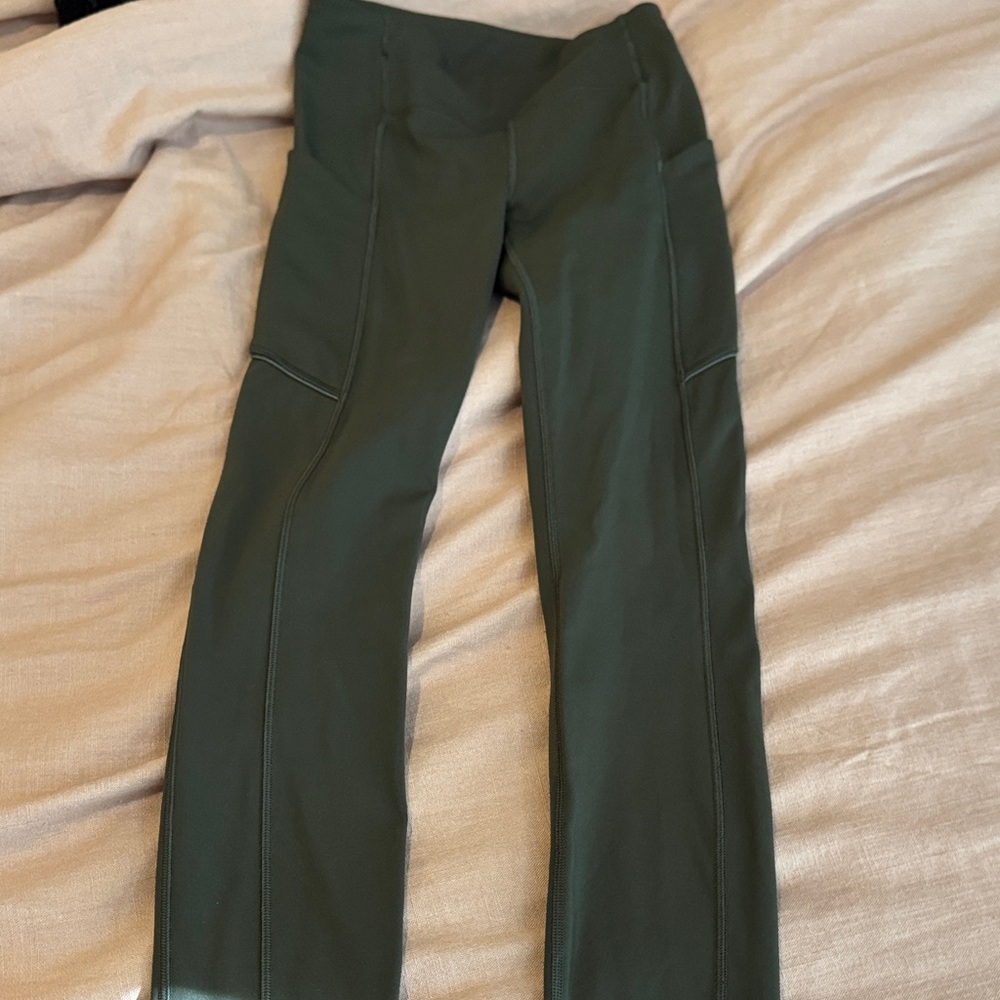 Dark Green High-Waisted Leggings